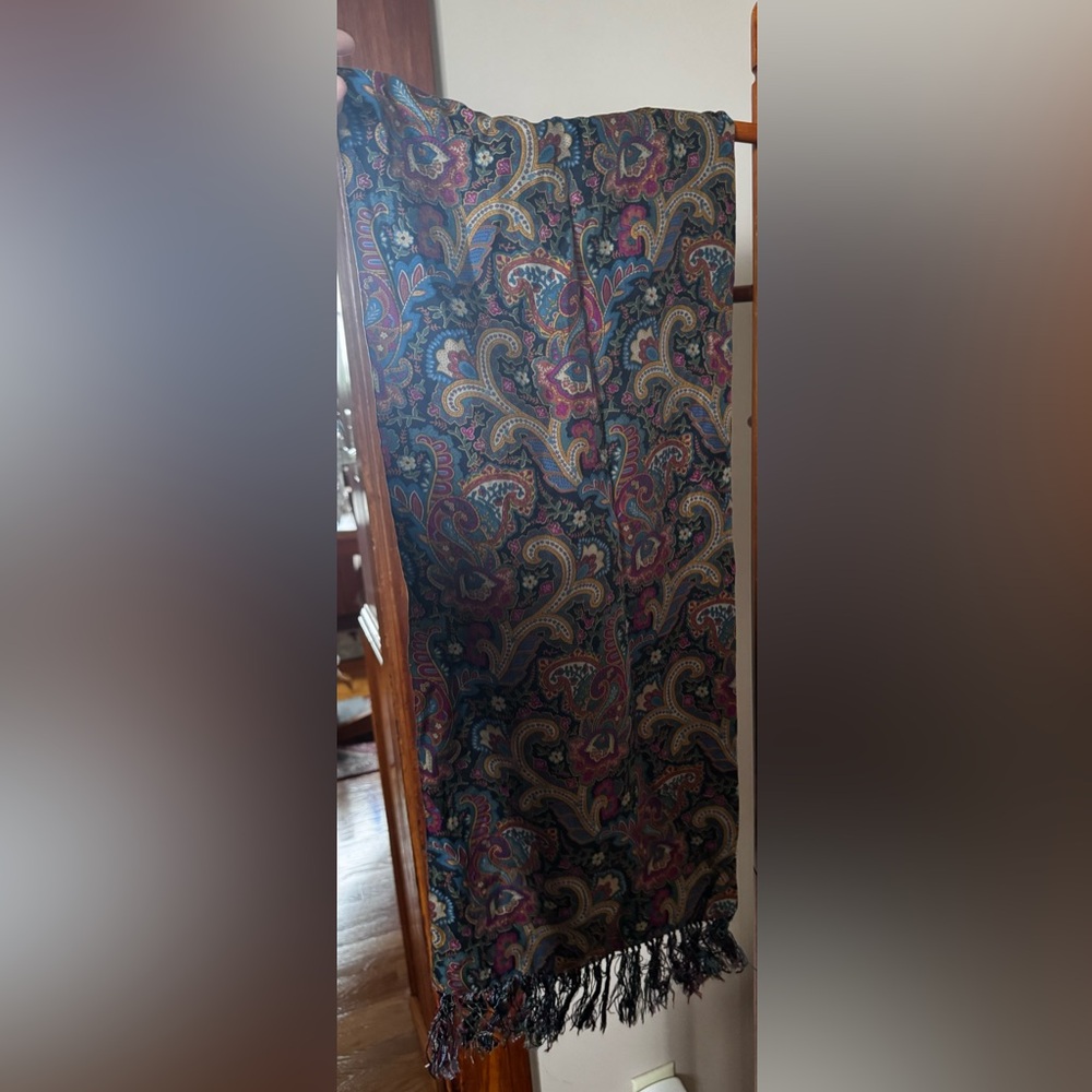 Saldarini Vintage Paisley Silk Scarf✨
